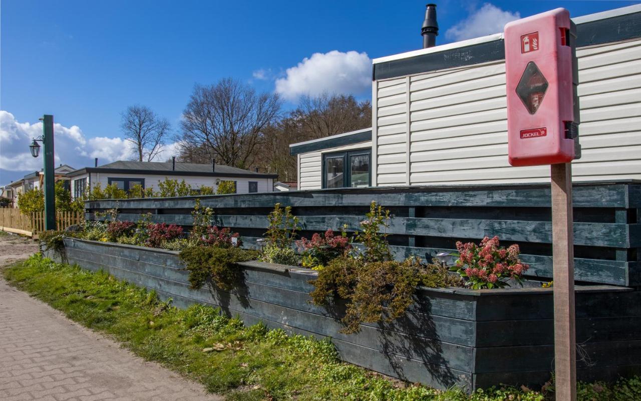 Luxe Chalet Strubben-Kniphorstbos Anloo Hotel Exterior photo